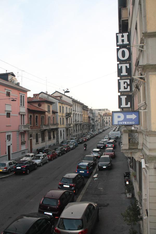 Hotel La Pace Милан Экстерьер фото